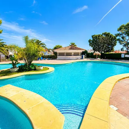 Park, Casa Con Terraza Y Piscina Y Parking, Ideal Familias, Parking Incluido Villa