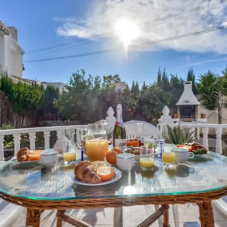 Calpe Park, Casa Con Terraza Y Piscina Y Parking, Ideal Para Familias, Parking Incluido